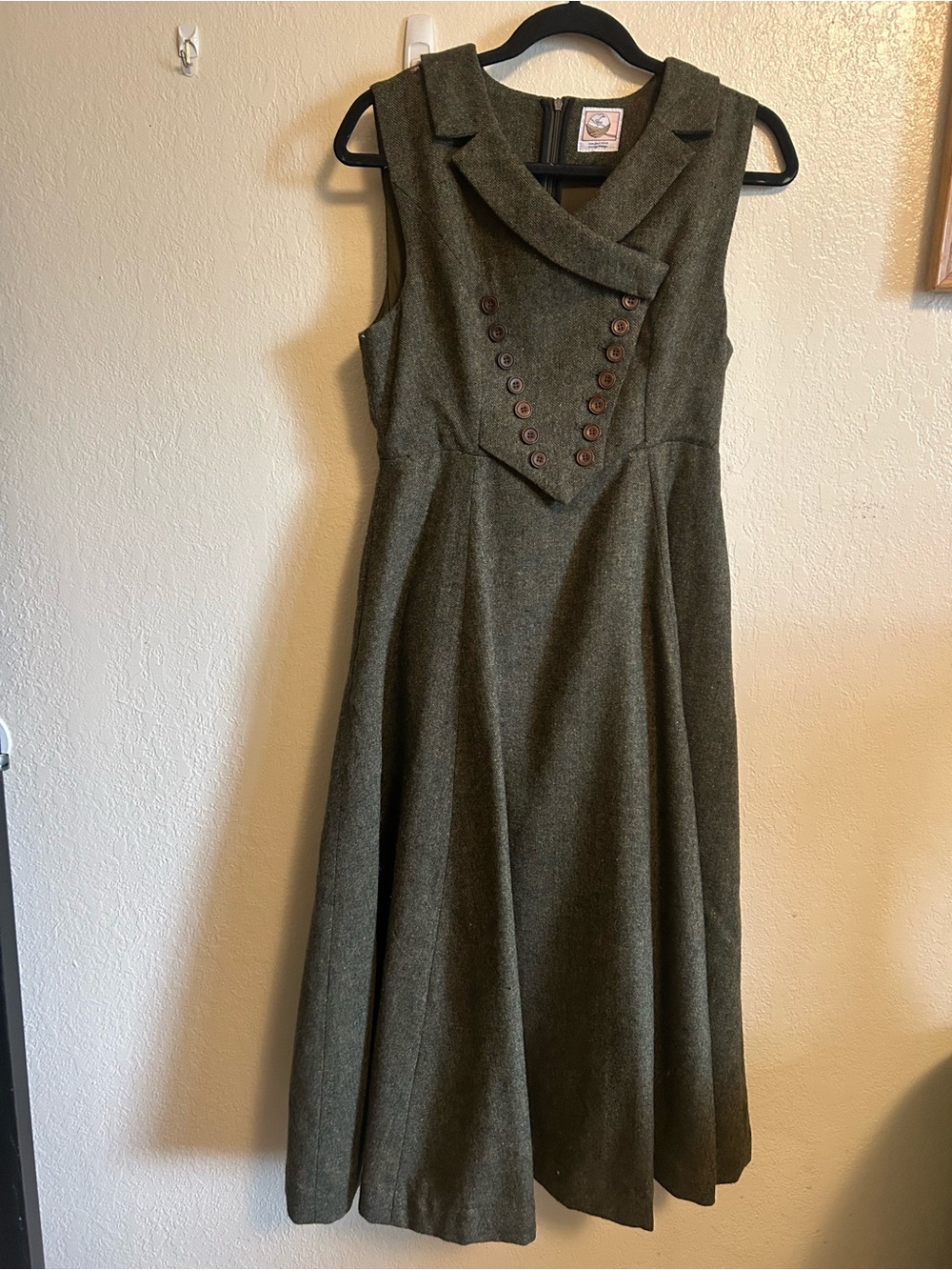 Linennaive Helen 17 Green Wool Dress - Picture 4 of 10